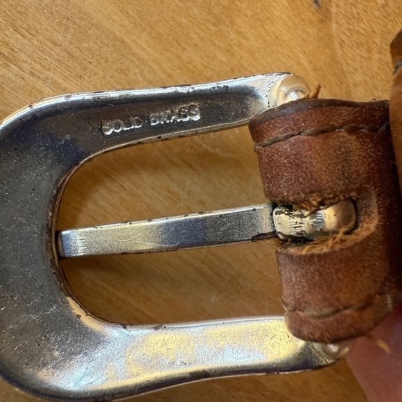 ORVIS LEATHER BELT BROWN WESTERN SOLID BRASS BUCKLE WESTERN CLASSIC MEN SZ 40 - Picture 4 of 10